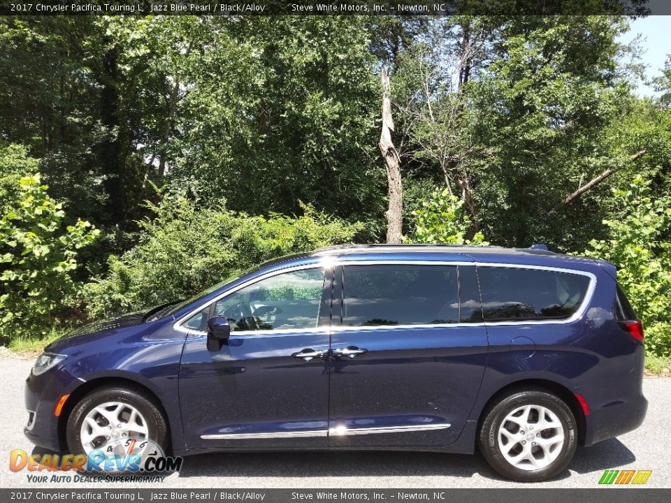 2017 Chrysler Pacifica Touring L Jazz Blue Pearl / Black/Alloy Photo #1