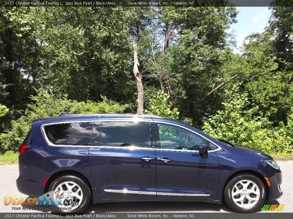 2017 Chrysler Pacifica Touring L Jazz Blue Pearl / Black/Alloy Photo #12