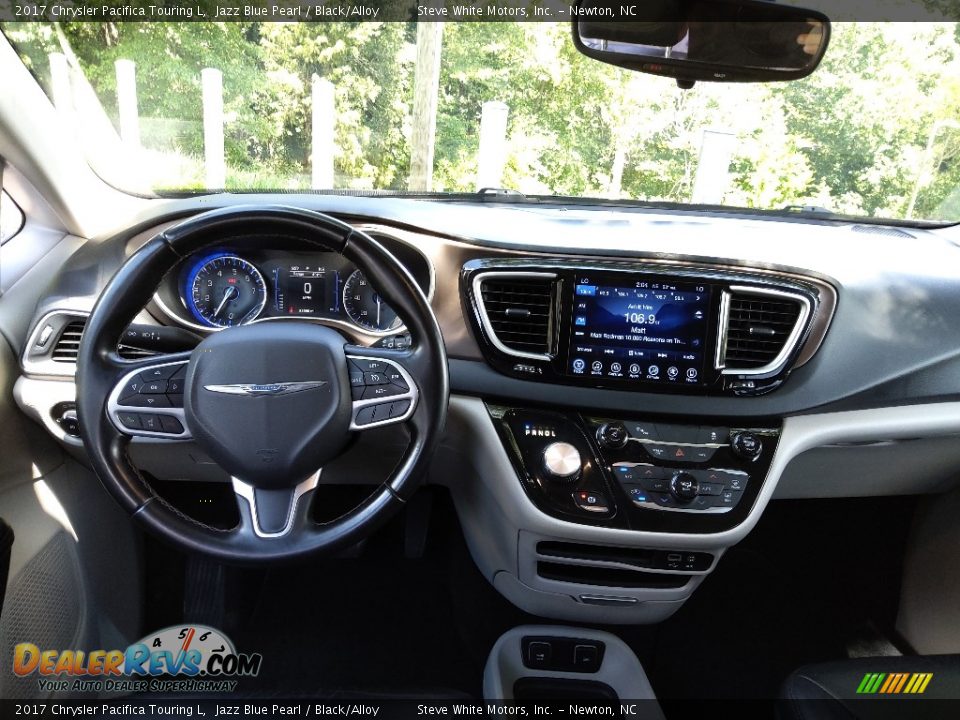 2017 Chrysler Pacifica Touring L Jazz Blue Pearl / Black/Alloy Photo #24