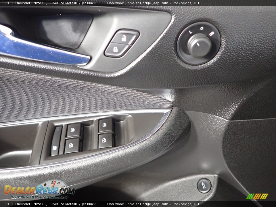 2017 Chevrolet Cruze LT Silver Ice Metallic / Jet Black Photo #13