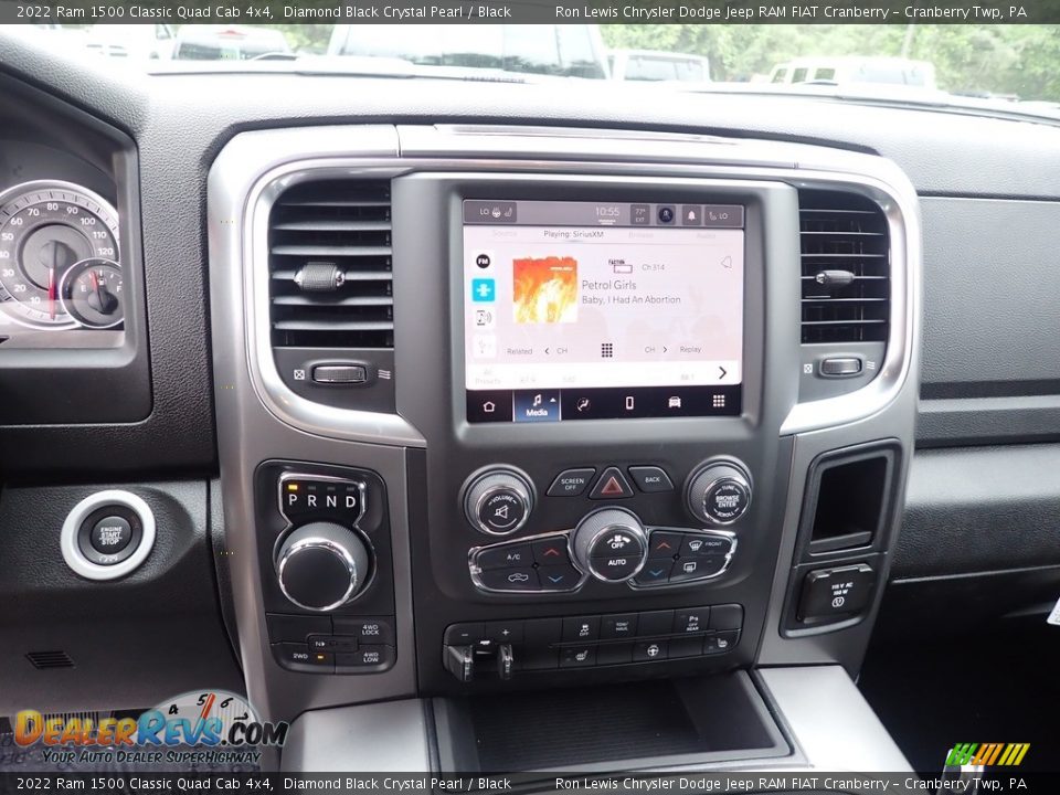 2022 Ram 1500 Classic Quad Cab 4x4 Diamond Black Crystal Pearl / Black Photo #17