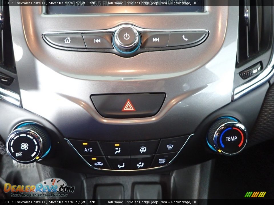 2017 Chevrolet Cruze LT Silver Ice Metallic / Jet Black Photo #19