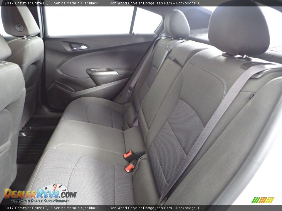 2017 Chevrolet Cruze LT Silver Ice Metallic / Jet Black Photo #23