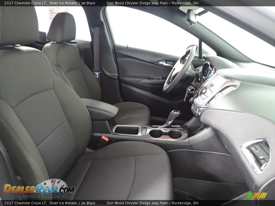 2017 Chevrolet Cruze LT Silver Ice Metallic / Jet Black Photo #26