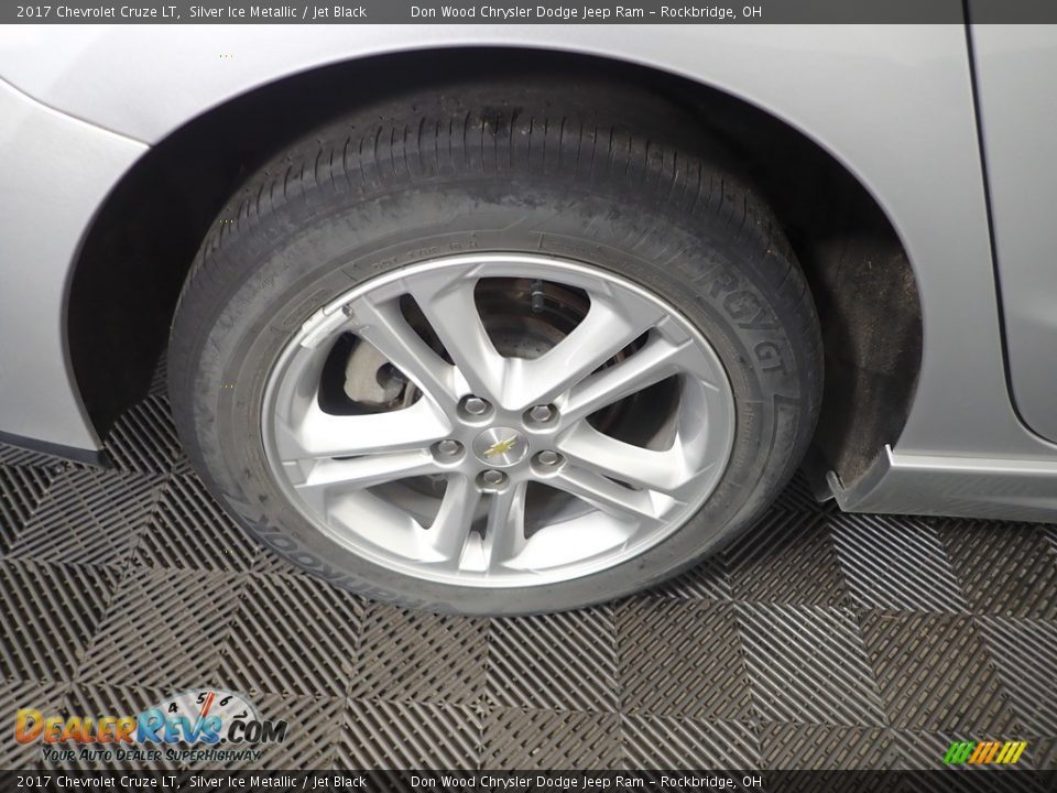 2017 Chevrolet Cruze LT Silver Ice Metallic / Jet Black Photo #29