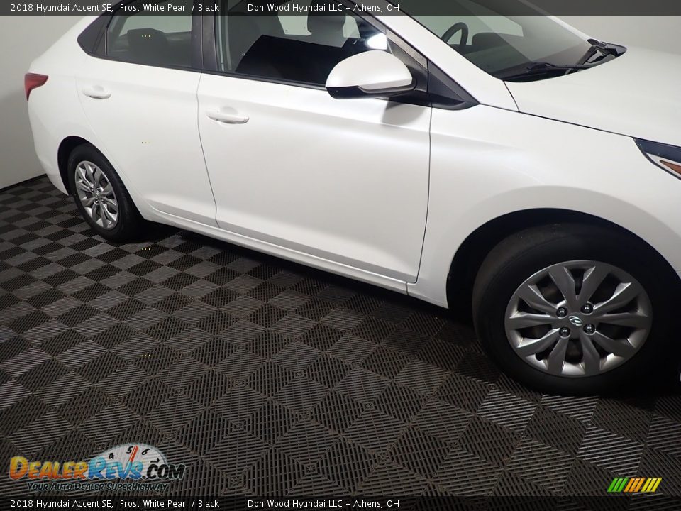 2018 Hyundai Accent SE Frost White Pearl / Black Photo #4