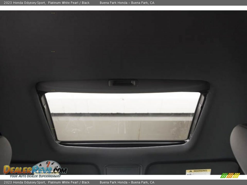 2023 Honda Odyssey Sport Platinum White Pearl / Black Photo #27