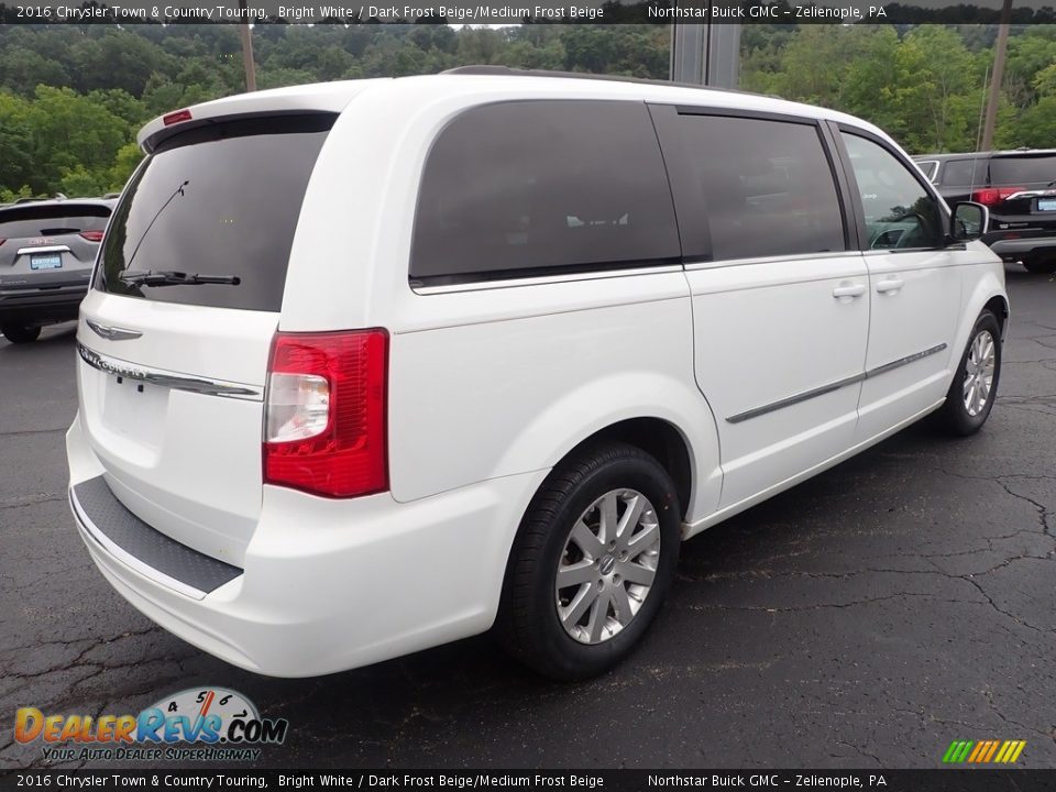 2016 Chrysler Town & Country Touring Bright White / Dark Frost Beige/Medium Frost Beige Photo #7