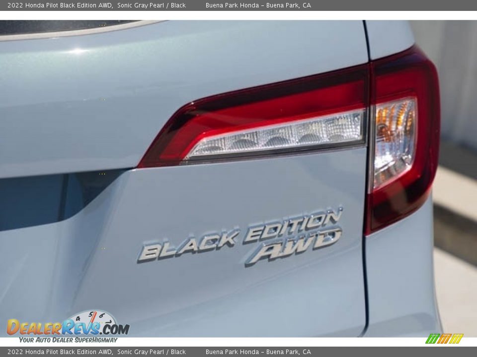 2022 Honda Pilot Black Edition AWD Logo Photo #7