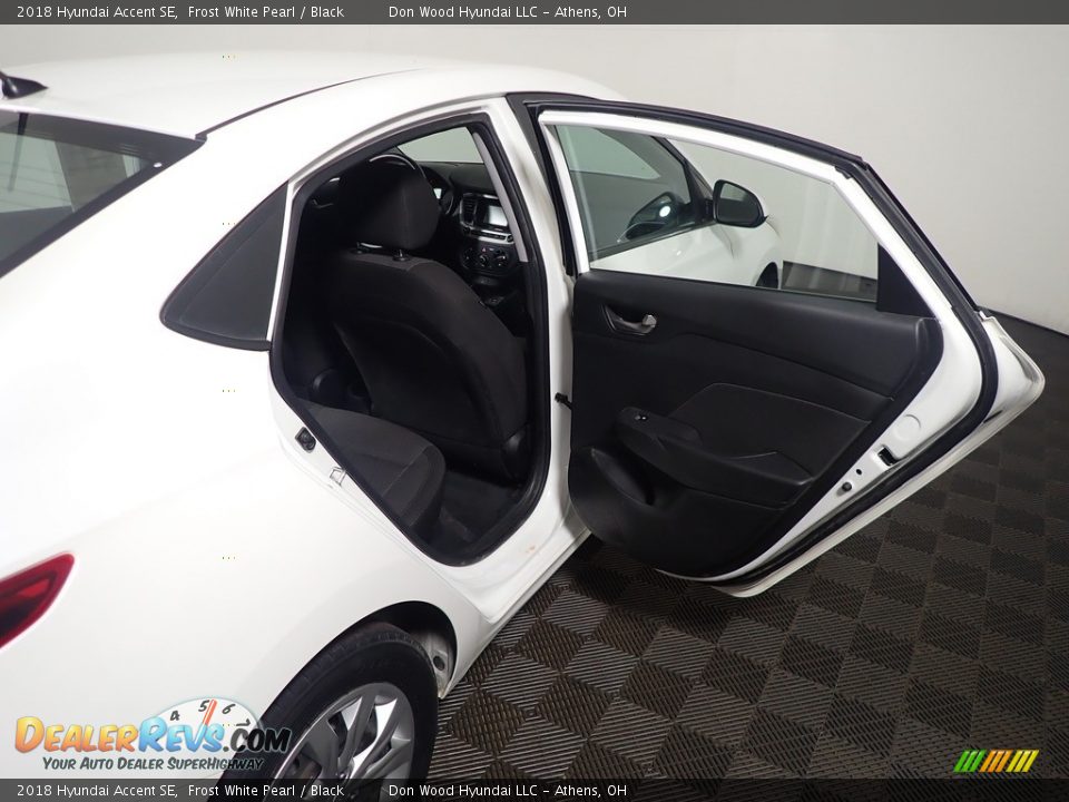 2018 Hyundai Accent SE Frost White Pearl / Black Photo #35