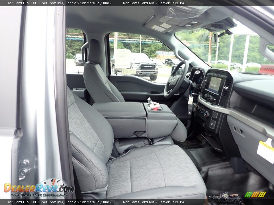 Front Seat of 2022 Ford F150 XL SuperCrew 4x4 Photo #12