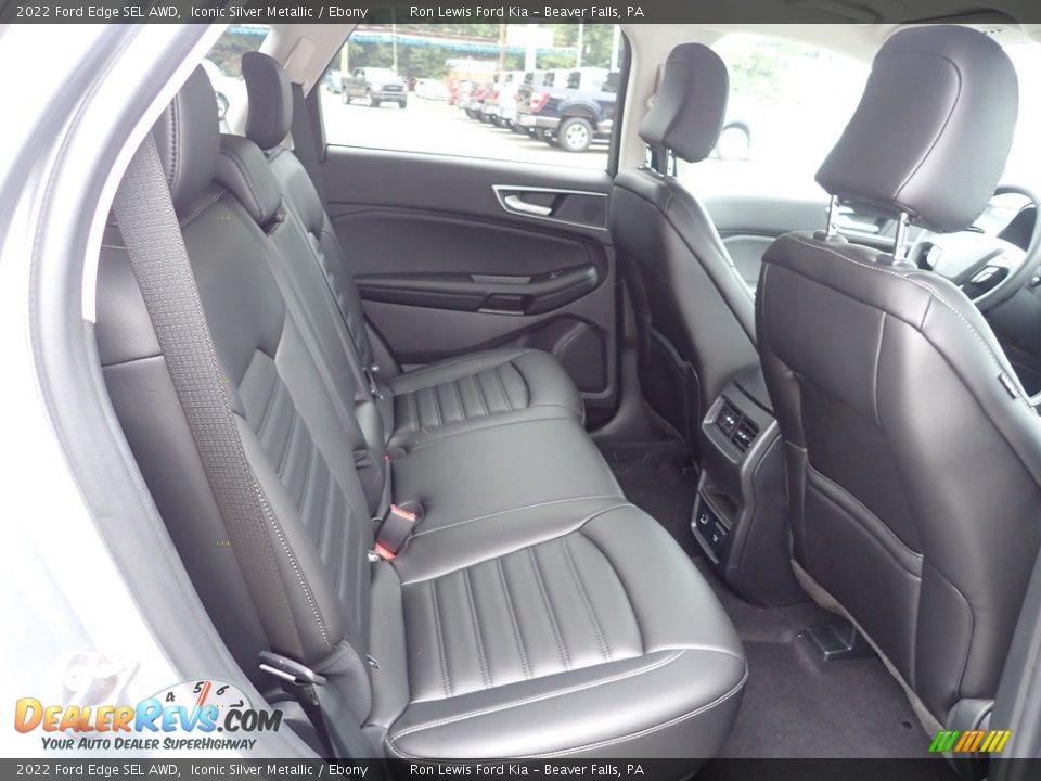 Rear Seat of 2022 Ford Edge SEL AWD Photo #10