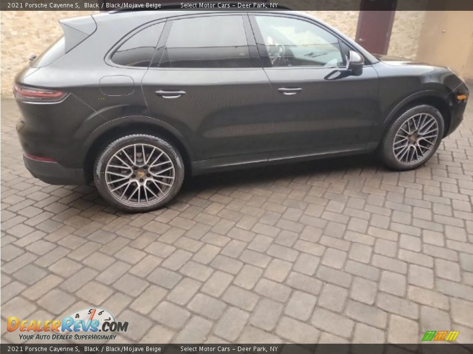 2021 Porsche Cayenne S Black / Black/Mojave Beige Photo #4