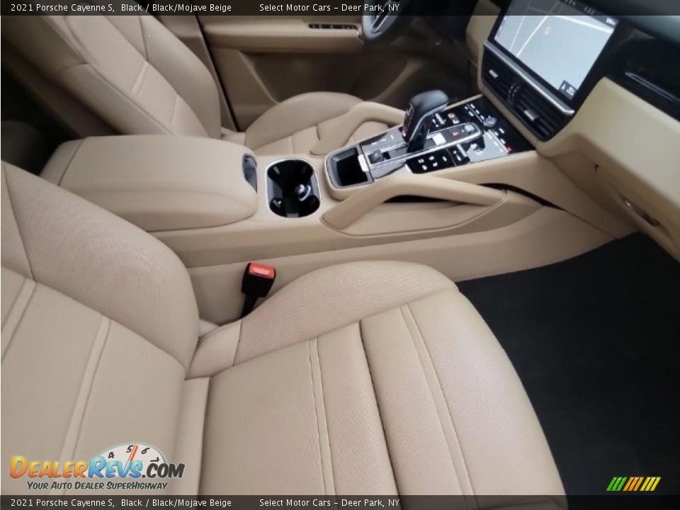 Front Seat of 2021 Porsche Cayenne S Photo #8