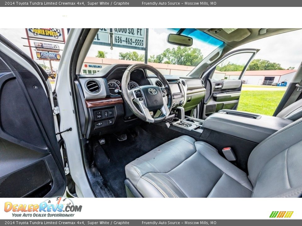 2014 Toyota Tundra Limited Crewmax 4x4 Super White / Graphite Photo #19