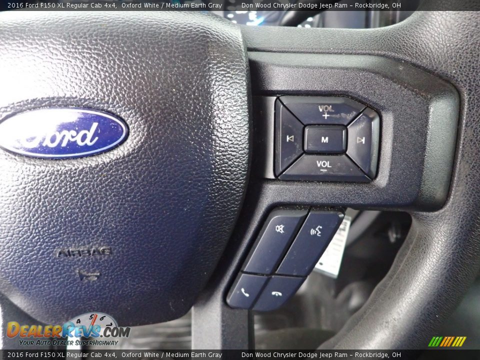 2016 Ford F150 XL Regular Cab 4x4 Oxford White / Medium Earth Gray Photo #13