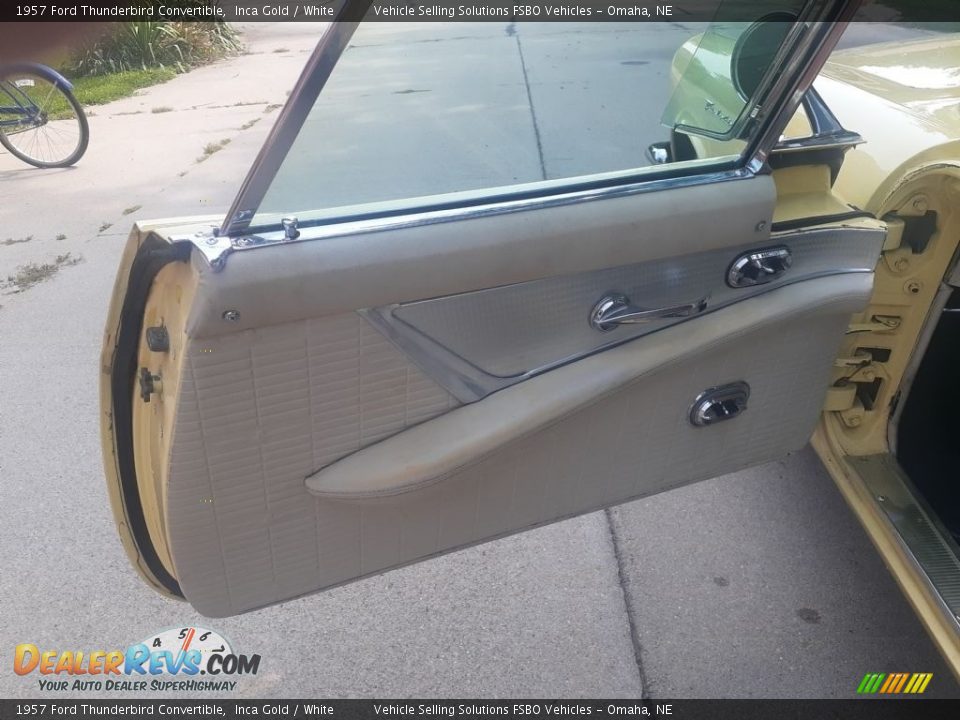 Door Panel of 1957 Ford Thunderbird Convertible Photo #12