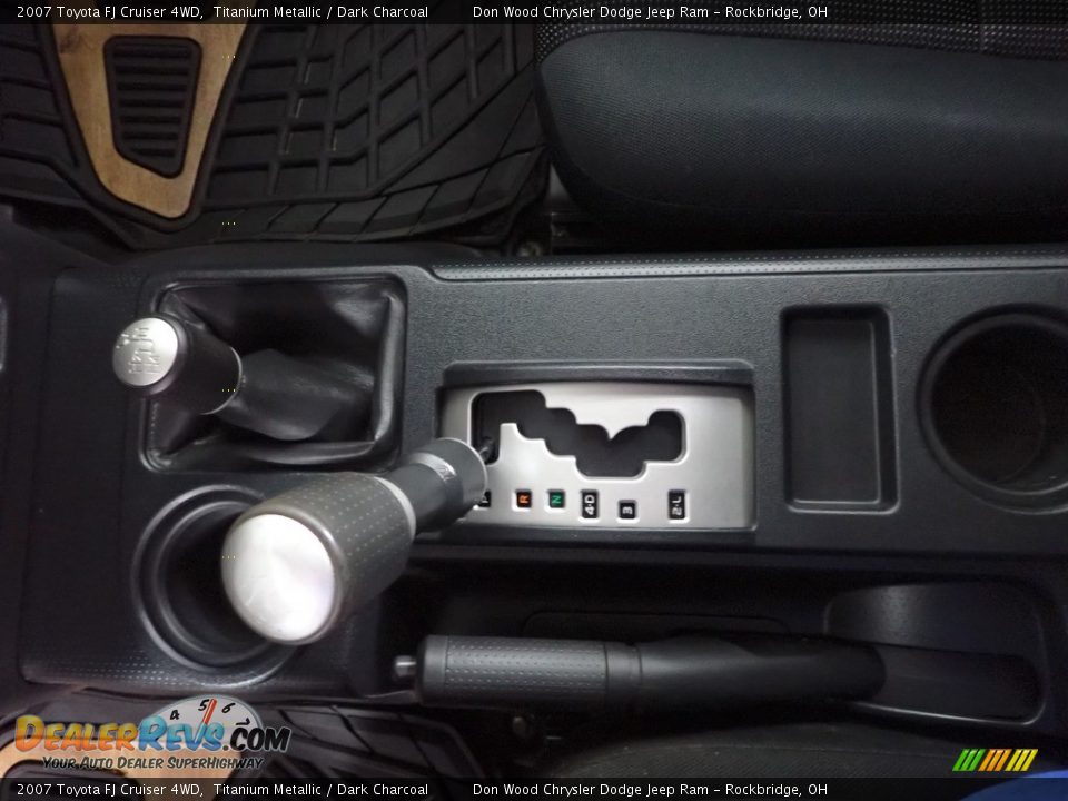 2007 Toyota FJ Cruiser 4WD Titanium Metallic / Dark Charcoal Photo #21