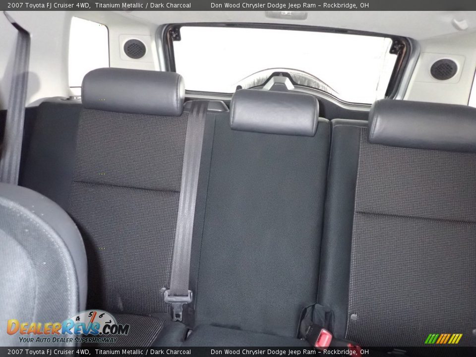 2007 Toyota FJ Cruiser 4WD Titanium Metallic / Dark Charcoal Photo #22