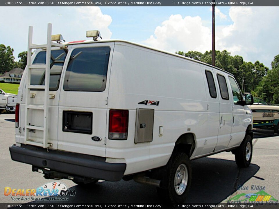 2006 Ford E Series Van E350 Passenger Commercial 4x4 Oxford White / Medium Flint Grey Photo #5