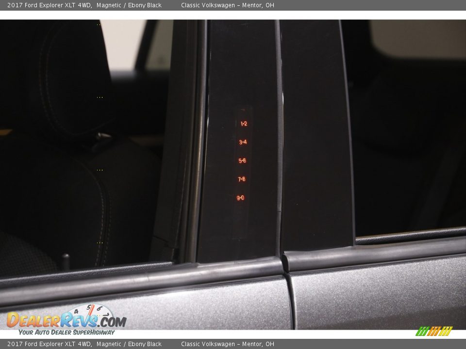 2017 Ford Explorer XLT 4WD Magnetic / Ebony Black Photo #4