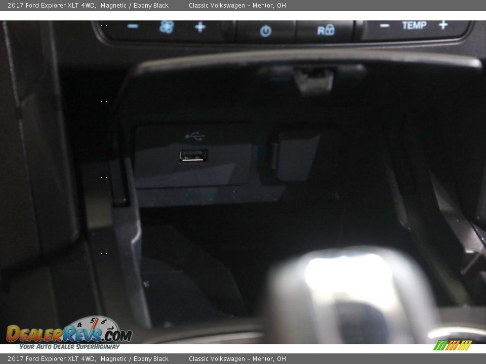 2017 Ford Explorer XLT 4WD Magnetic / Ebony Black Photo #15