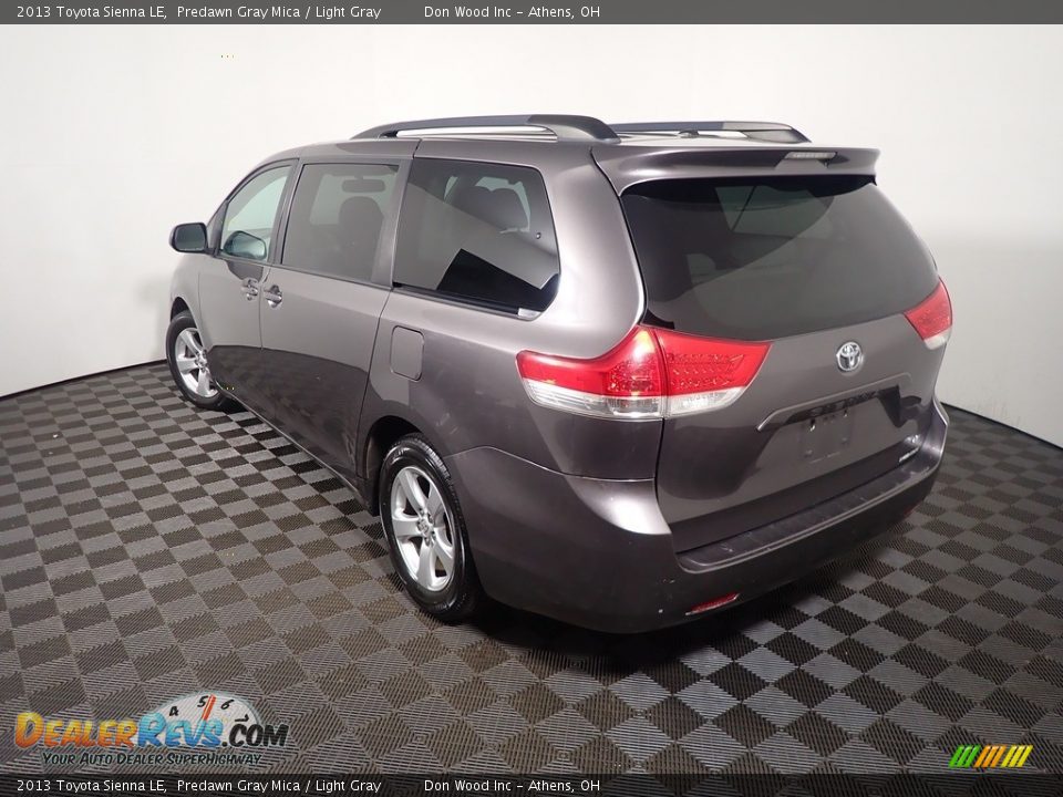 2013 Toyota Sienna LE Predawn Gray Mica / Light Gray Photo #12