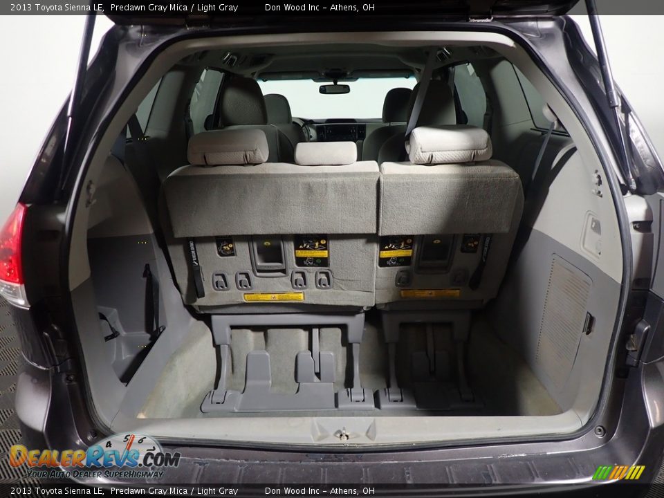 2013 Toyota Sienna LE Predawn Gray Mica / Light Gray Photo #15