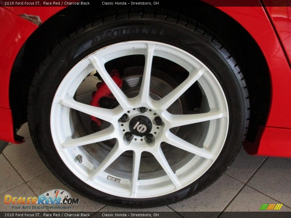 2016 Ford Focus ST Race Red / Charcoal Black Photo #6