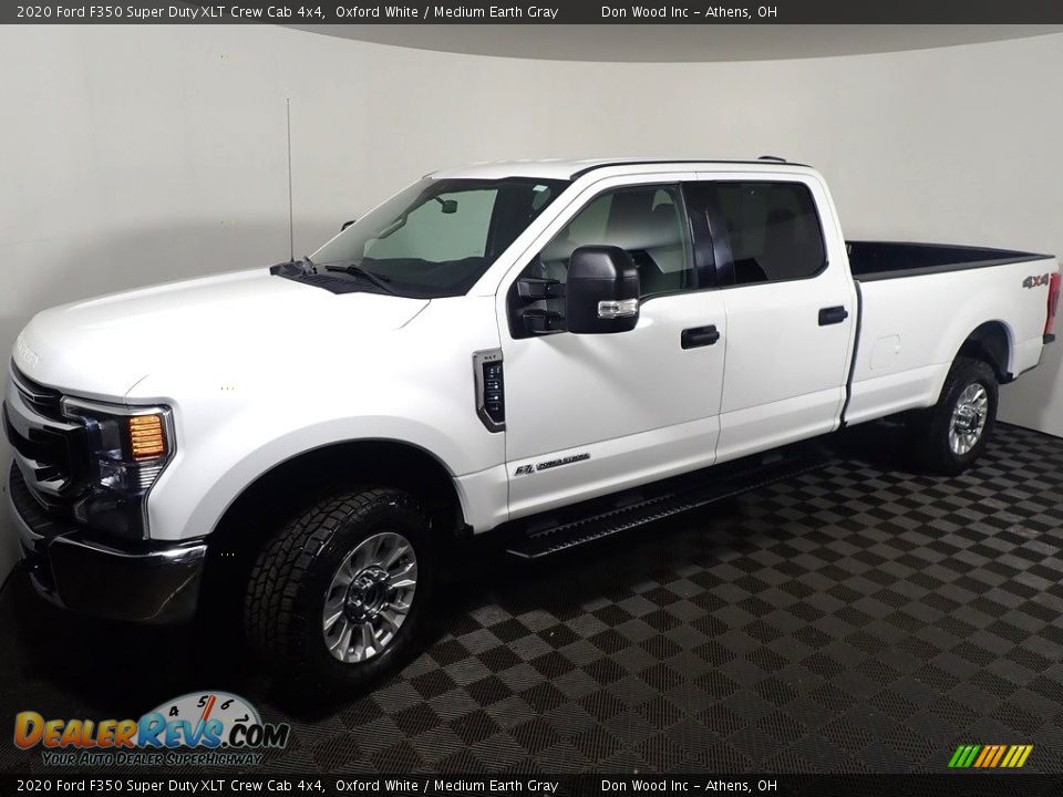 2020 Ford F350 Super Duty XLT Crew Cab 4x4 Oxford White / Medium Earth Gray Photo #8