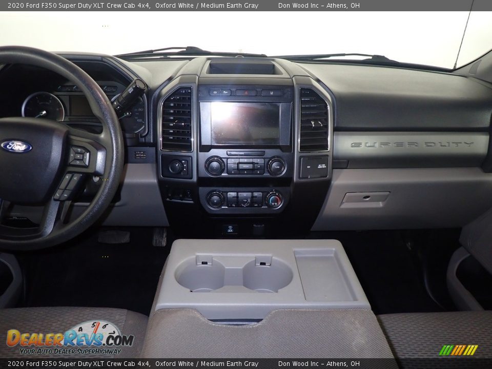 2020 Ford F350 Super Duty XLT Crew Cab 4x4 Oxford White / Medium Earth Gray Photo #21