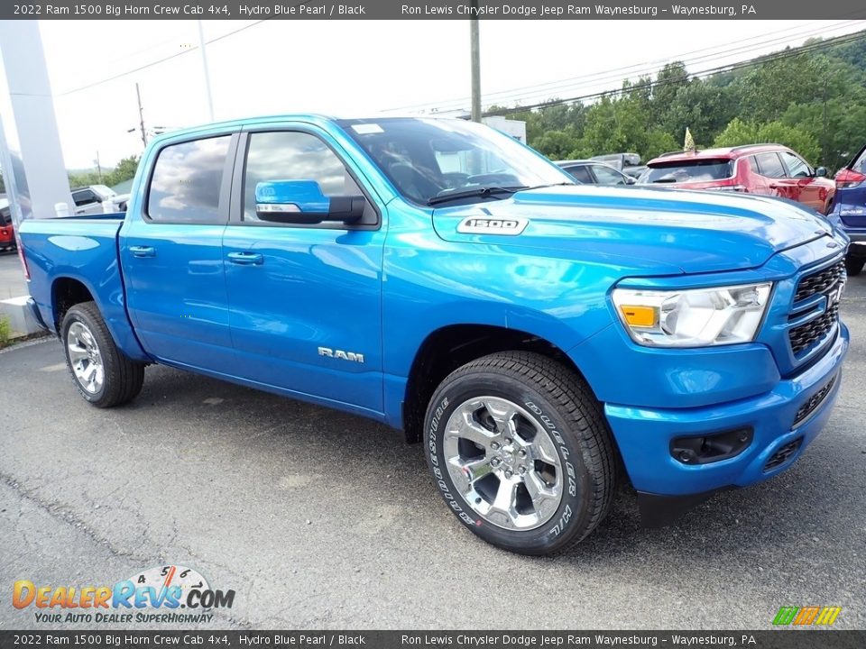 2022 Ram 1500 Big Horn Crew Cab 4x4 Hydro Blue Pearl / Black Photo #7