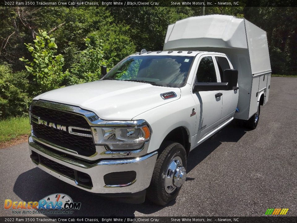 2022 Ram 3500 Tradesman Crew Cab 4x4 Chassis Bright White / Black/Diesel Gray Photo #2