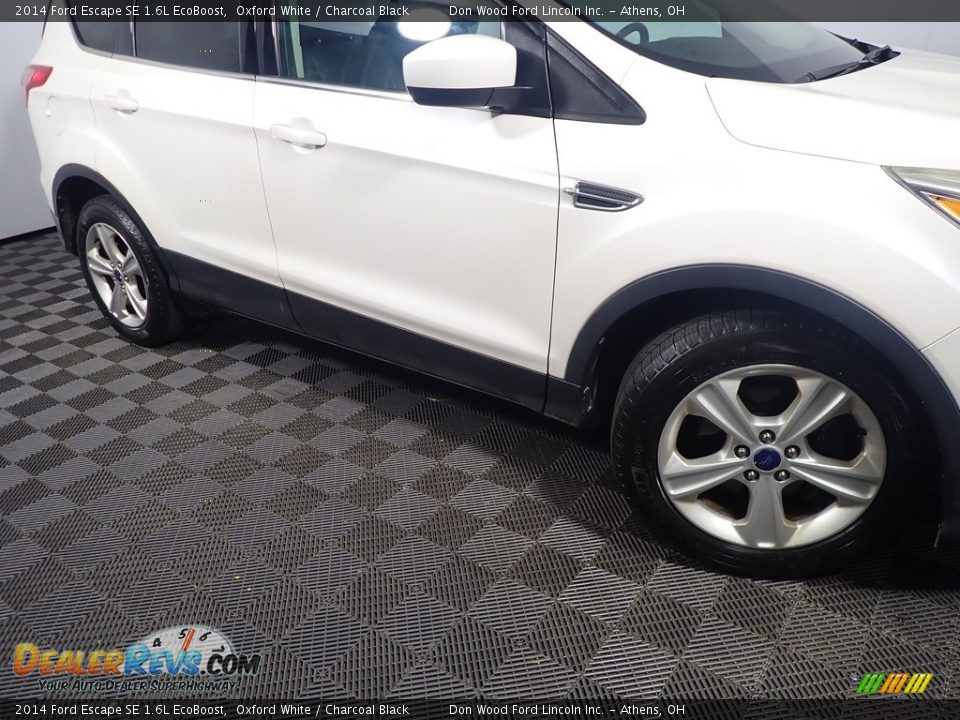 2014 Ford Escape SE 1.6L EcoBoost Oxford White / Charcoal Black Photo #4