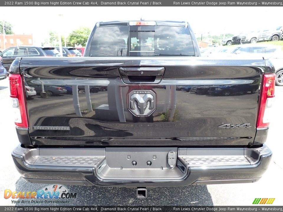 2022 Ram 1500 Big Horn Night Edition Crew Cab 4x4 Diamond Black Crystal Pearl / Black Photo #4