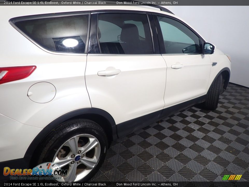 2014 Ford Escape SE 1.6L EcoBoost Oxford White / Charcoal Black Photo #19
