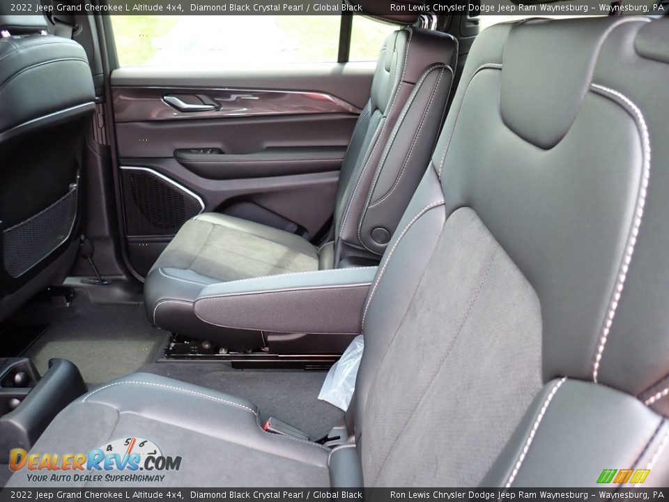 Rear Seat of 2022 Jeep Grand Cherokee L Altitude 4x4 Photo #12