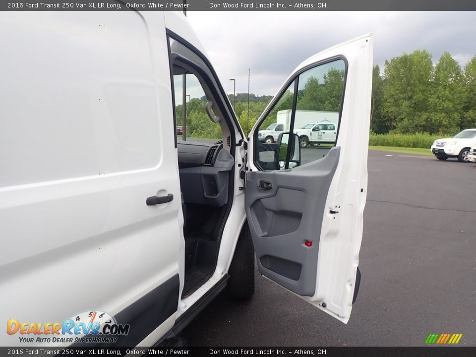 2016 Ford Transit 250 Van XL LR Long Oxford White / Pewter Photo #32