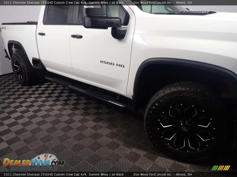 2021 Chevrolet Silverado 2500HD Custom Crew Cab 4x4 Summit White / Jet Black Photo #4