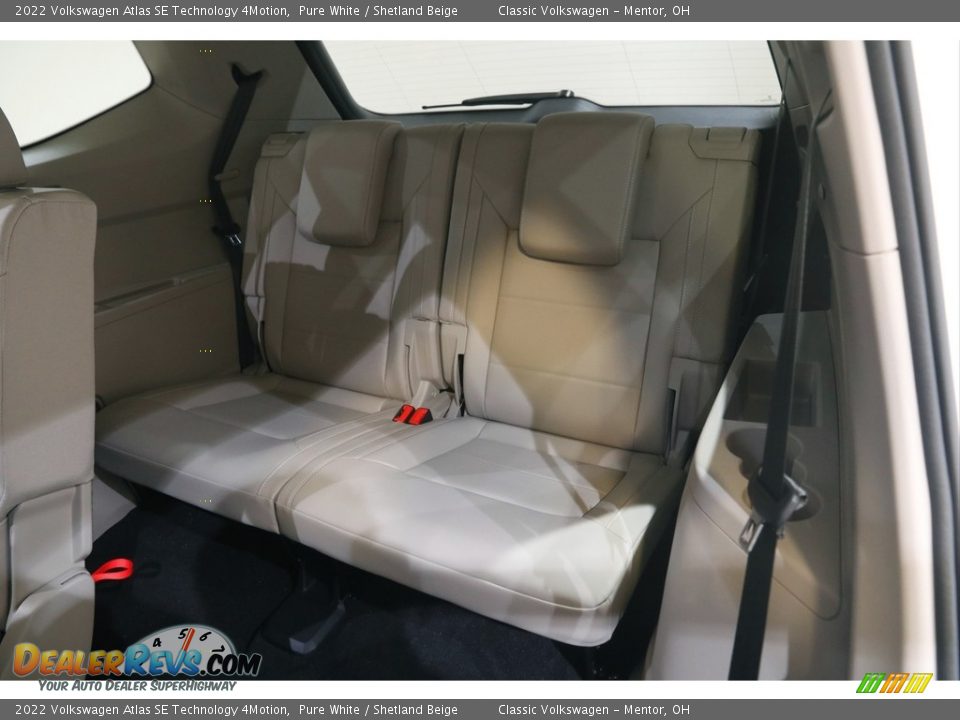 Rear Seat of 2022 Volkswagen Atlas SE Technology 4Motion Photo #17