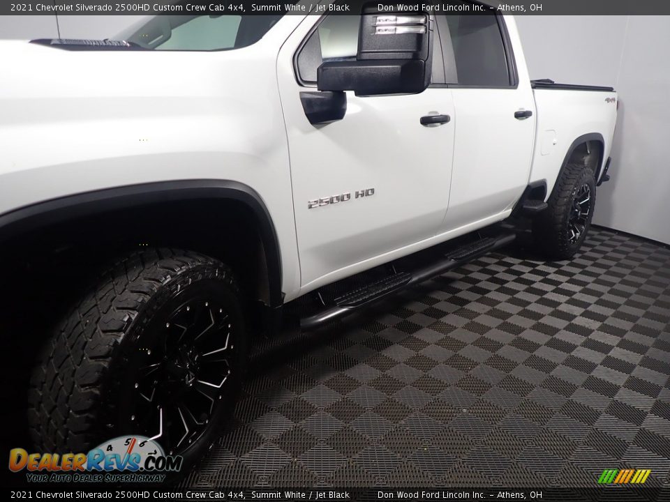 2021 Chevrolet Silverado 2500HD Custom Crew Cab 4x4 Summit White / Jet Black Photo #10