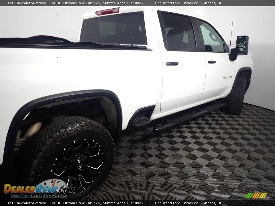 2021 Chevrolet Silverado 2500HD Custom Crew Cab 4x4 Summit White / Jet Black Photo #18