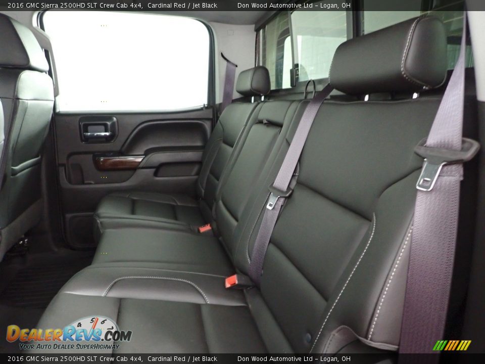 Rear Seat of 2016 GMC Sierra 2500HD SLT Crew Cab 4x4 Photo #24