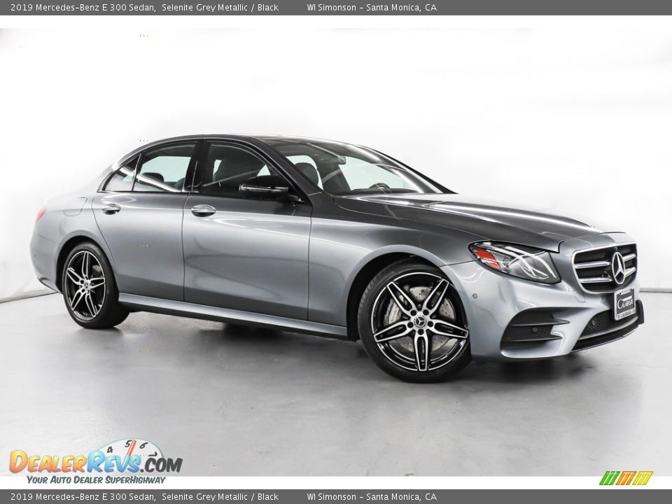 2019 Mercedes-Benz E 300 Sedan Selenite Grey Metallic / Black Photo #2