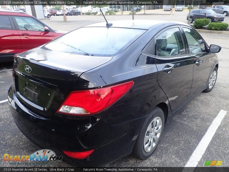 2016 Hyundai Accent SE Sedan Ultra Black / Gray Photo #4