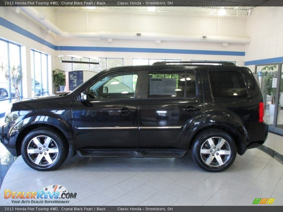2013 Honda Pilot Touring 4WD Crystal Black Pearl / Black Photo #10