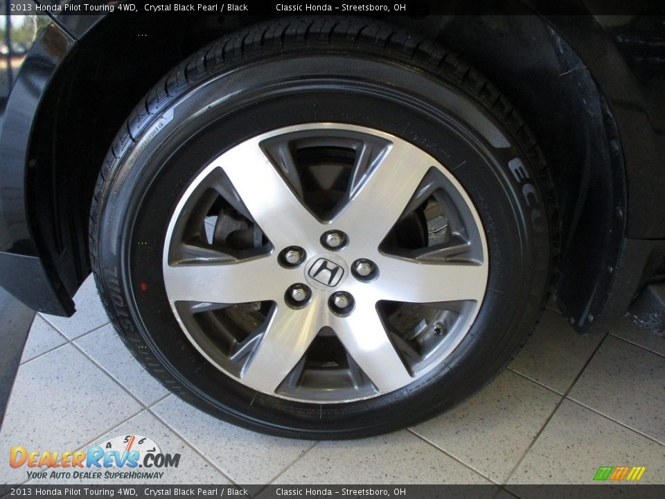 2013 Honda Pilot Touring 4WD Crystal Black Pearl / Black Photo #12