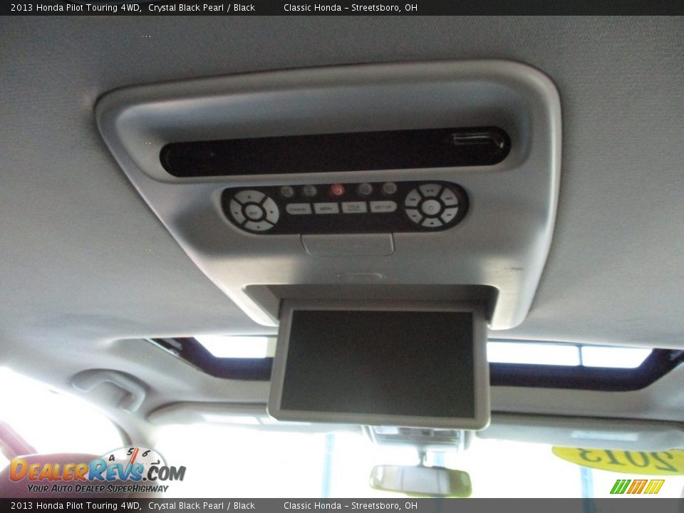 2013 Honda Pilot Touring 4WD Crystal Black Pearl / Black Photo #22