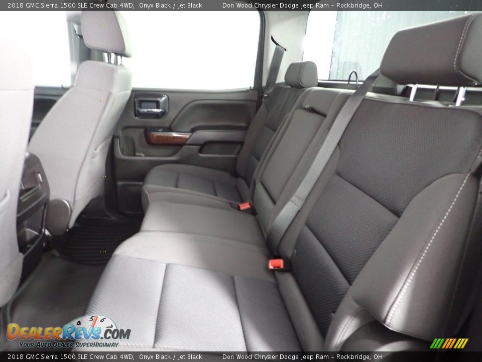 2018 GMC Sierra 1500 SLE Crew Cab 4WD Onyx Black / Jet Black Photo #23