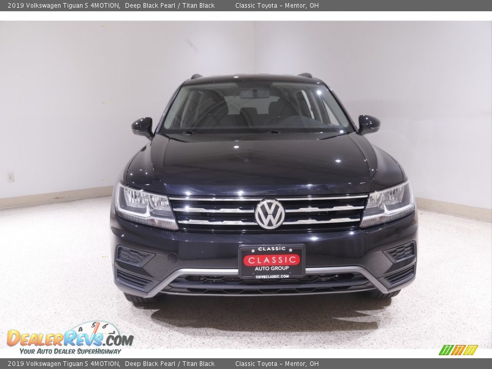 2019 Volkswagen Tiguan S 4MOTION Deep Black Pearl / Titan Black Photo #2